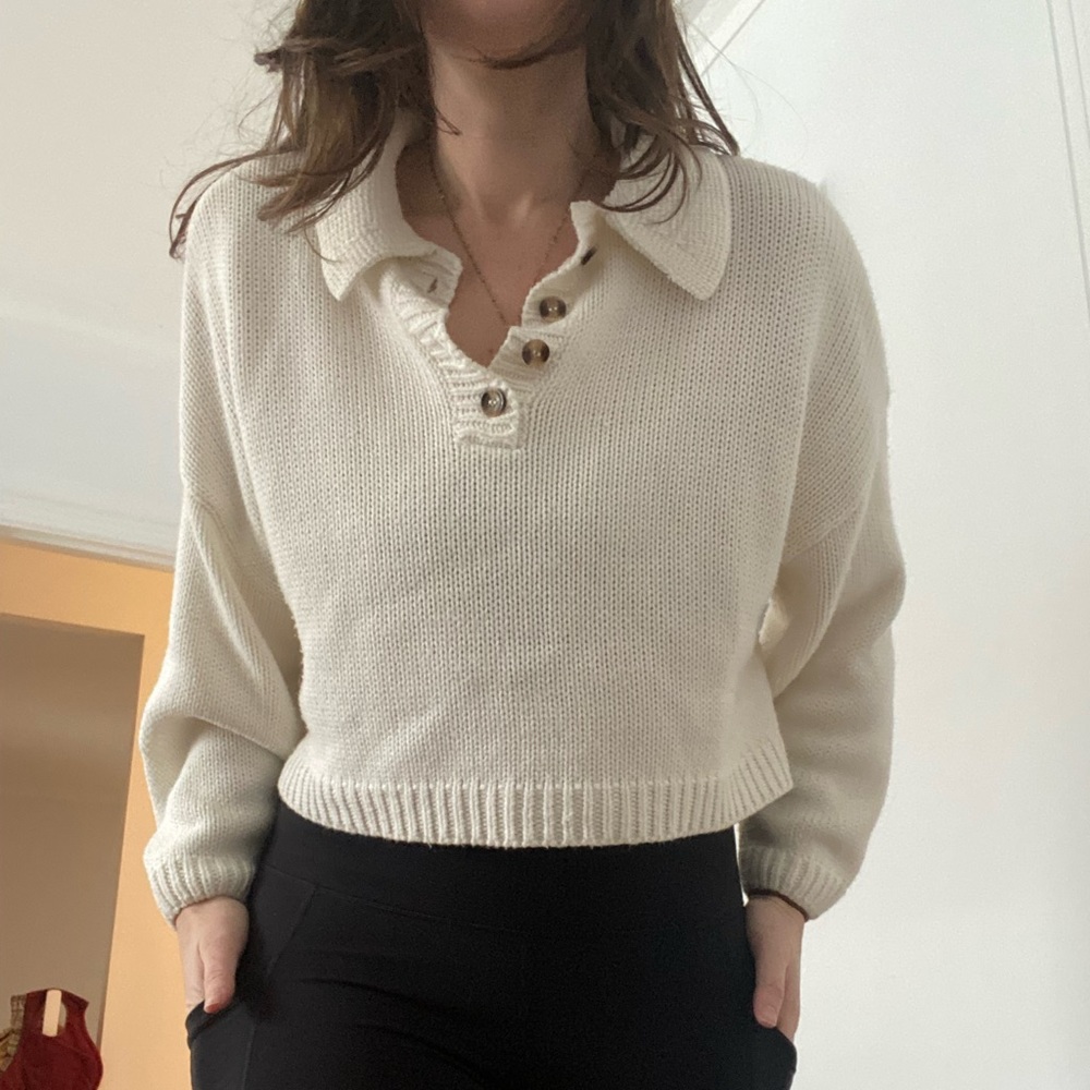 White crochet pull - Picture 2 of 2